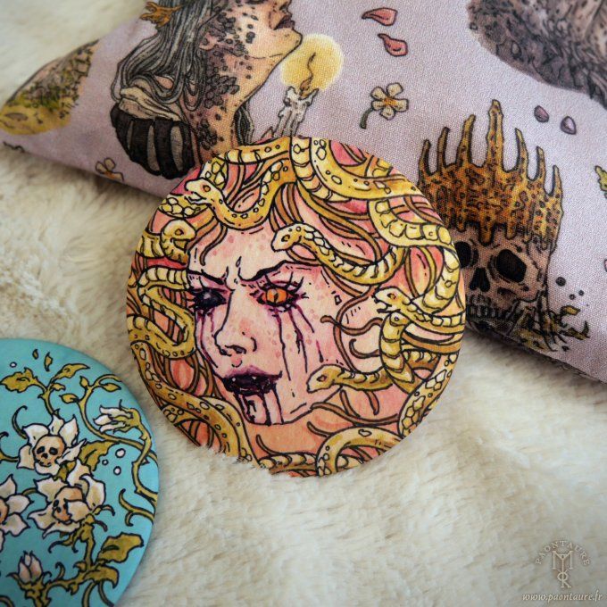 Miroir de poche illustré dark fantasy